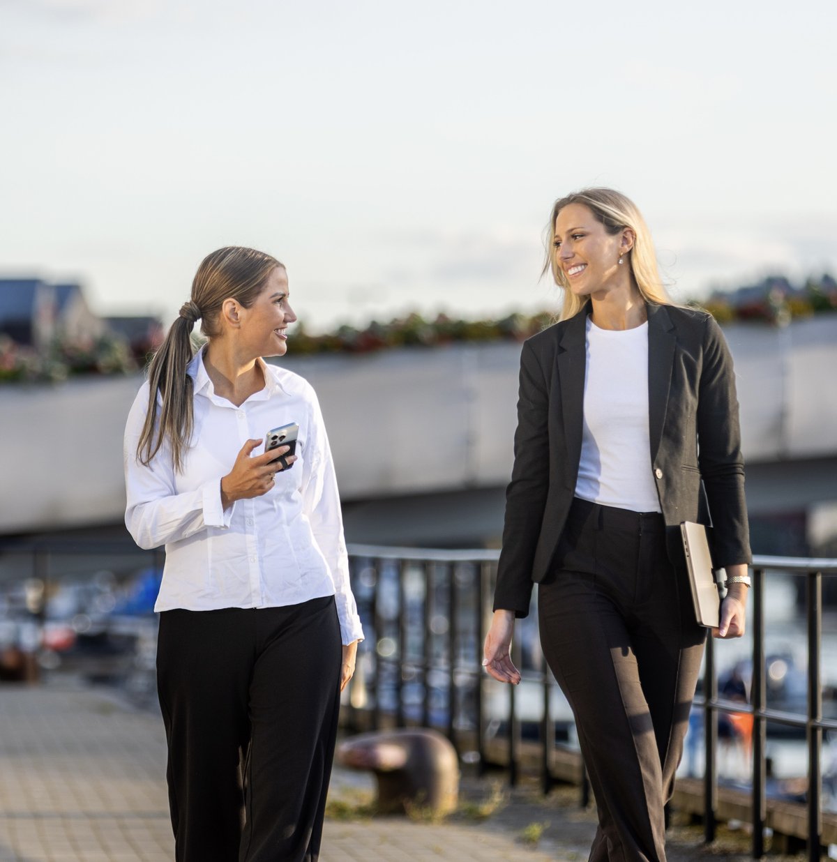 Ina og Mia - Impact Motion